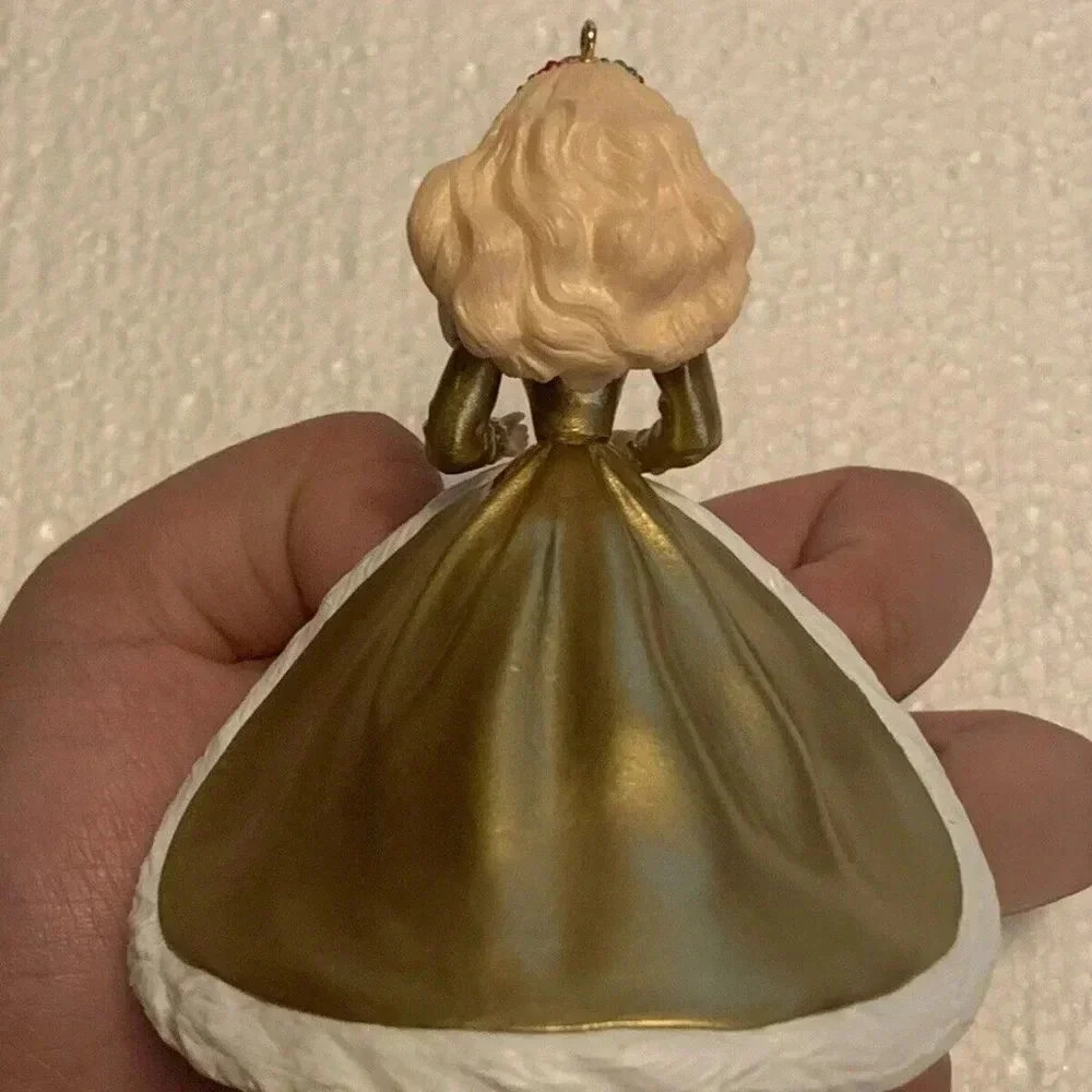 NOS 1994 Holiday Barbie Christmas Keepsake Ornament - Series 2 - Picture 5 of 7